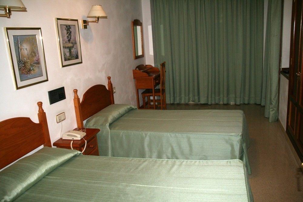 Hotel Puitavaca Рибера-де-Кардос Экстерьер фото
